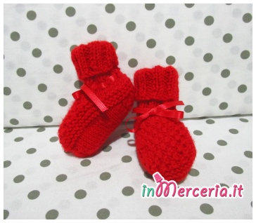 Scarpine neonato rosse in lana ai ferri